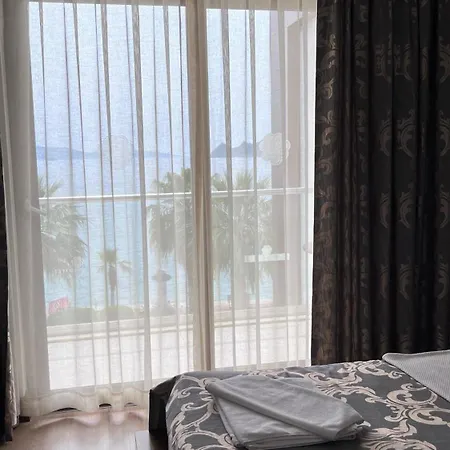 Turiya Hotel 4*