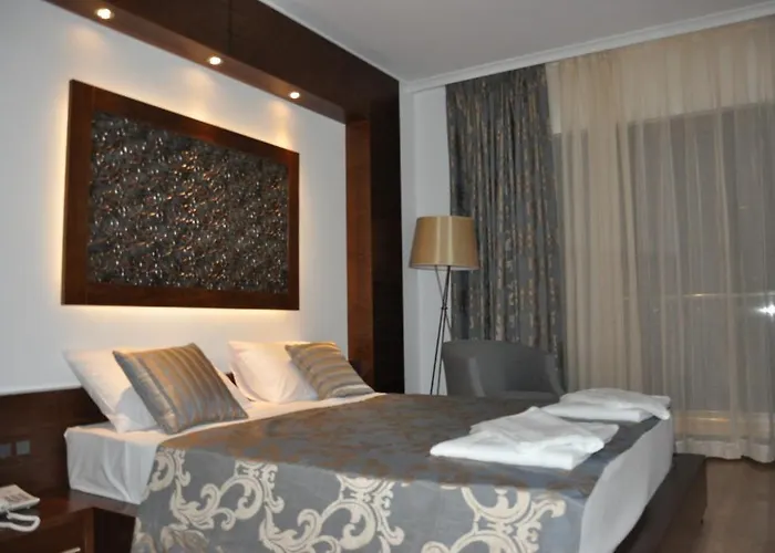 Turiya 5* טורגוטריס