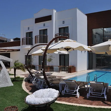 Turiya Hotel