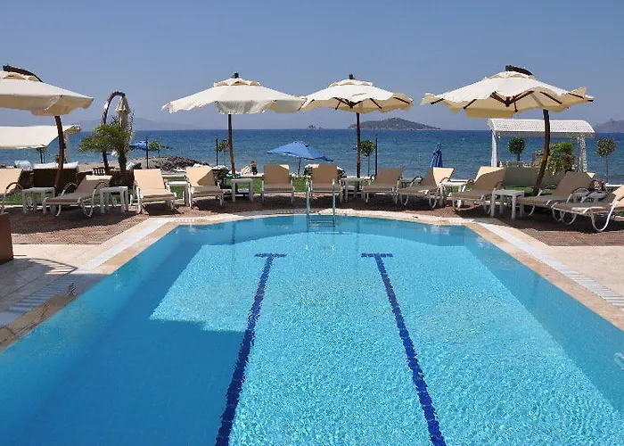 Ξενοδοχείο Turiya 5*